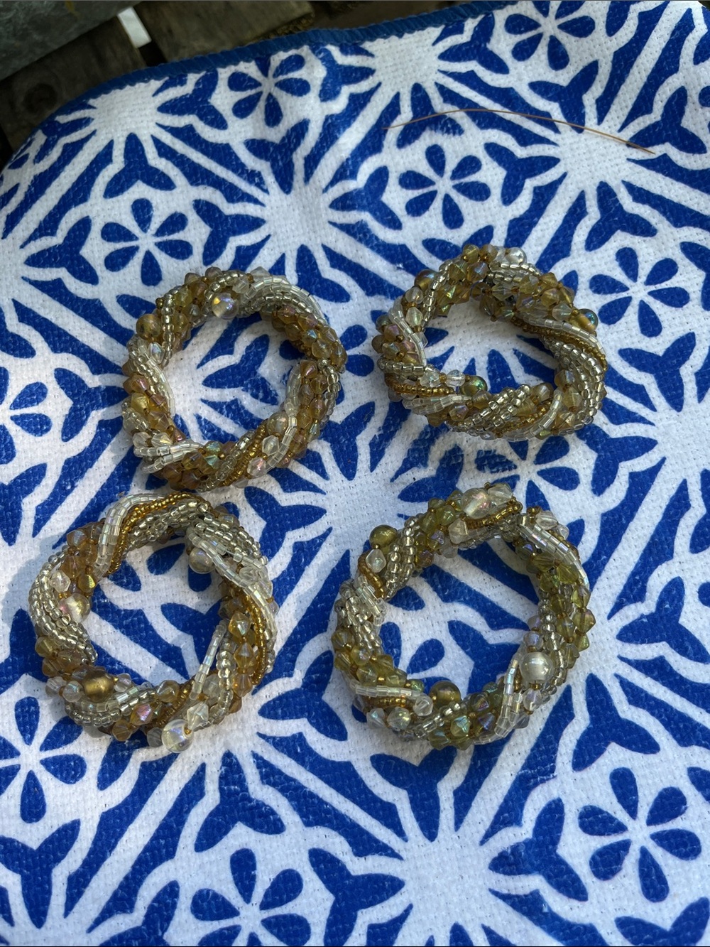 Pier 1 Vintage 4 Napkin Rings